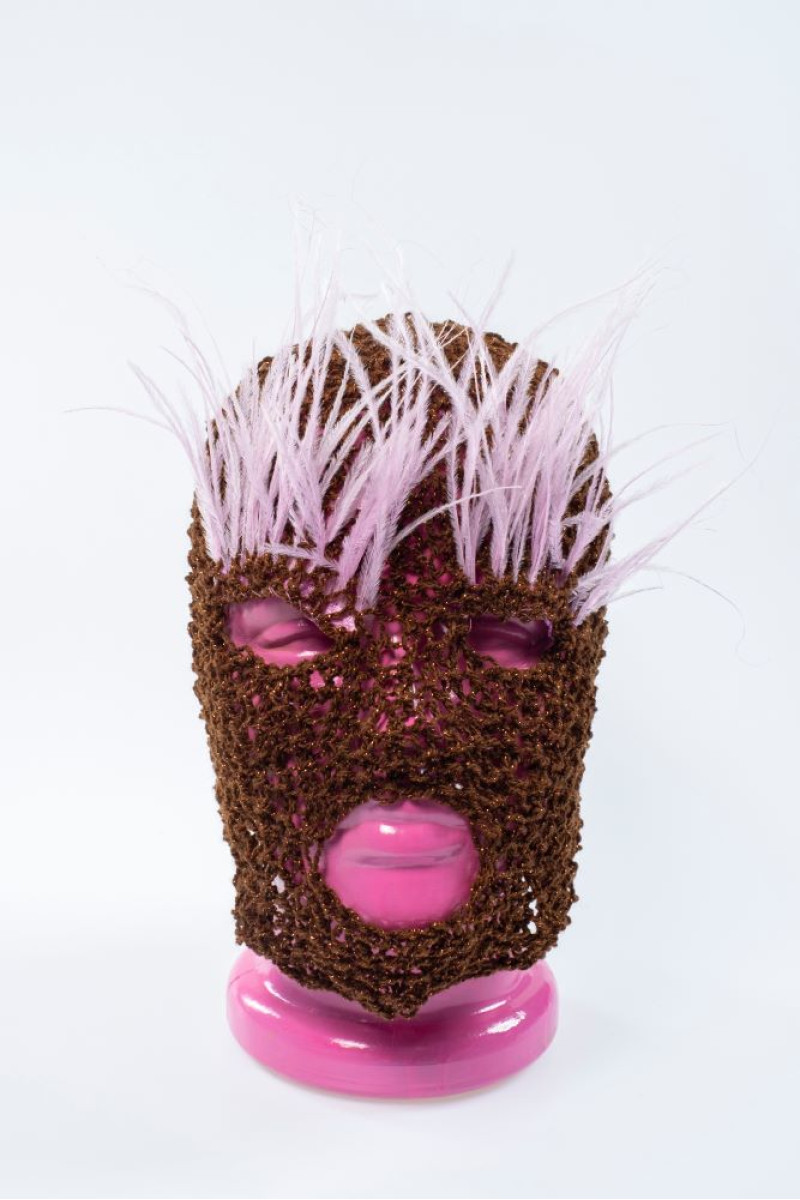 Μεταλλιζέ καφέ χειροποίητη μάσκα balaclava με φτερά