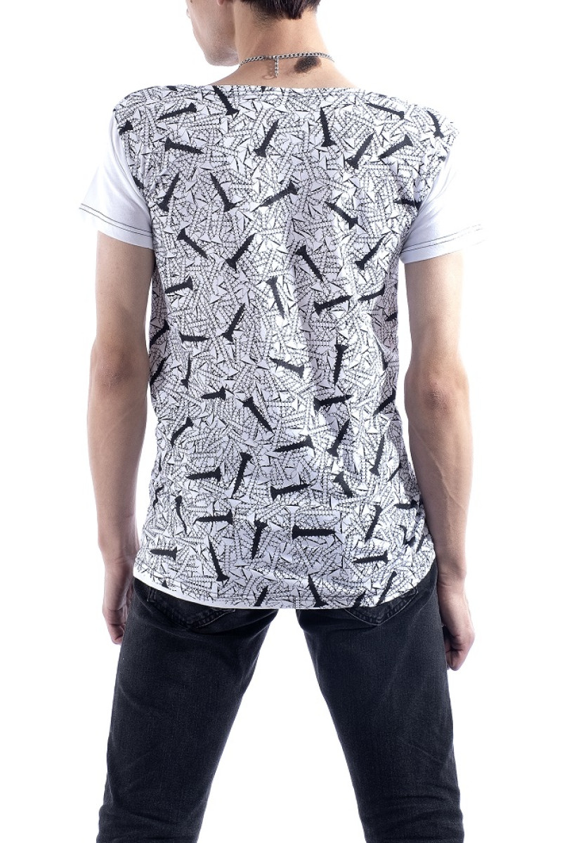 T-shirt βαμβακερό ανοιχτός λαιμός με τύπωμα βίδες 