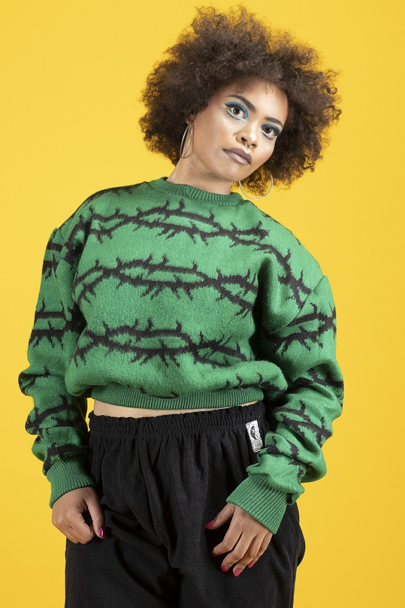 Acrylic cropped sweater with barbwire