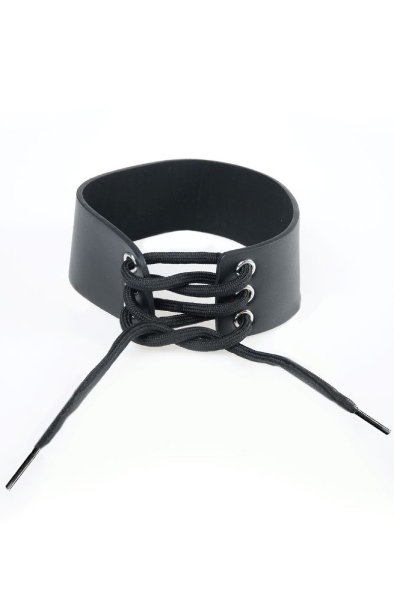 Φαρδύ κολάρο από μαύρη δερματίνη με κορδόνι Φαρδύ κολάρο από μαύρη δερματίνη με κορδόνι