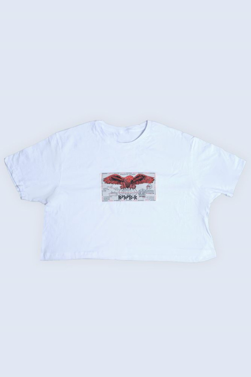 Oversize cropped cotton t-shirt with decorative patch