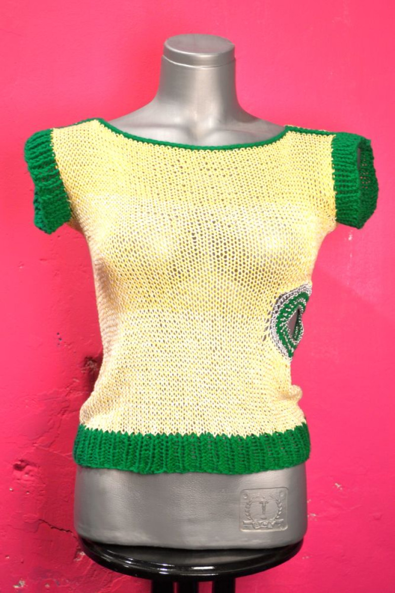 Χειροποίητο κοντομάνικο τοπ