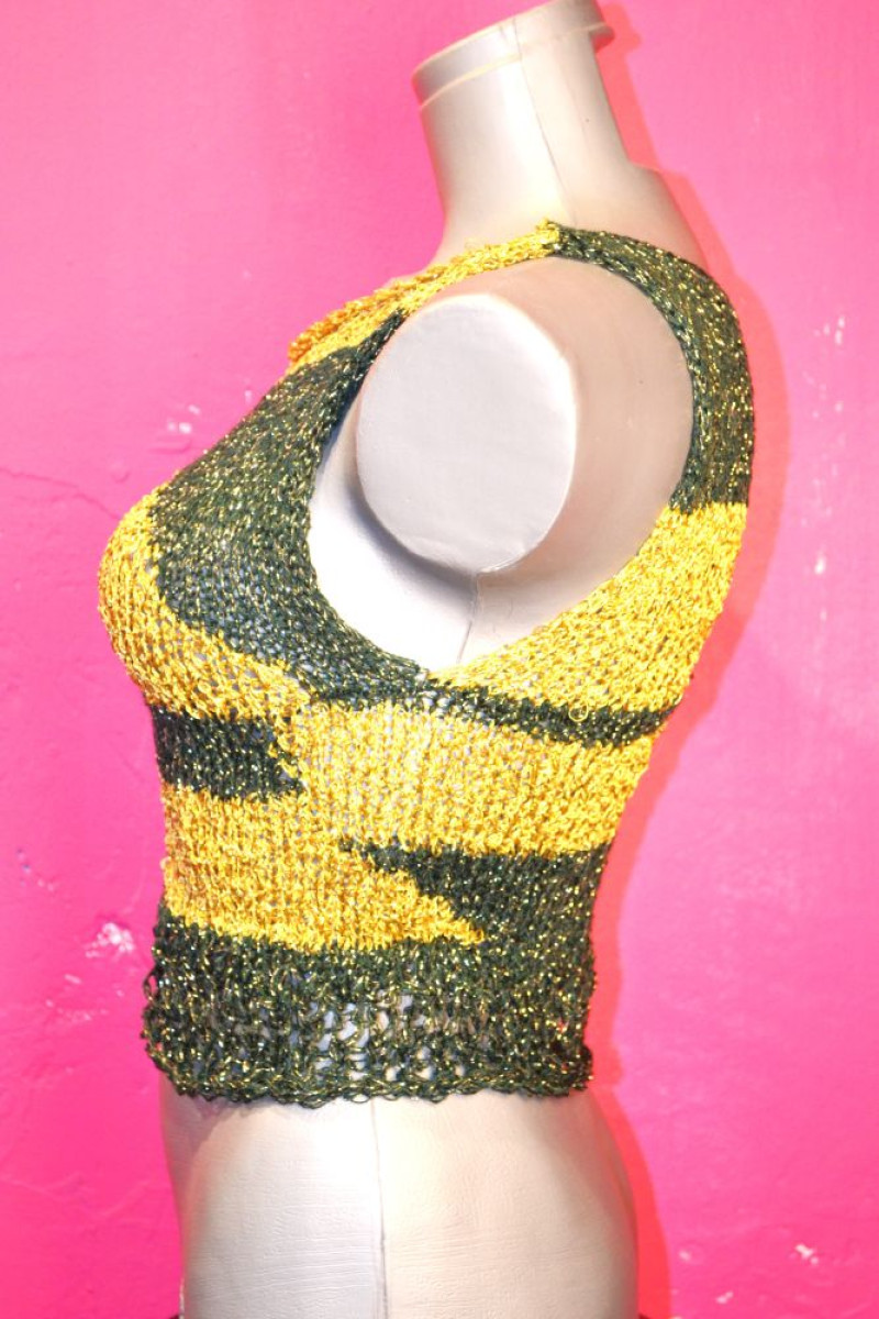 Χειροποίητο κοντό τοπ