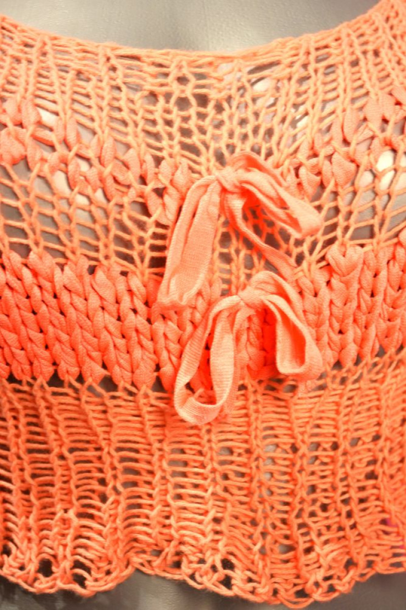 Χειροποίητο κοντό τοπ